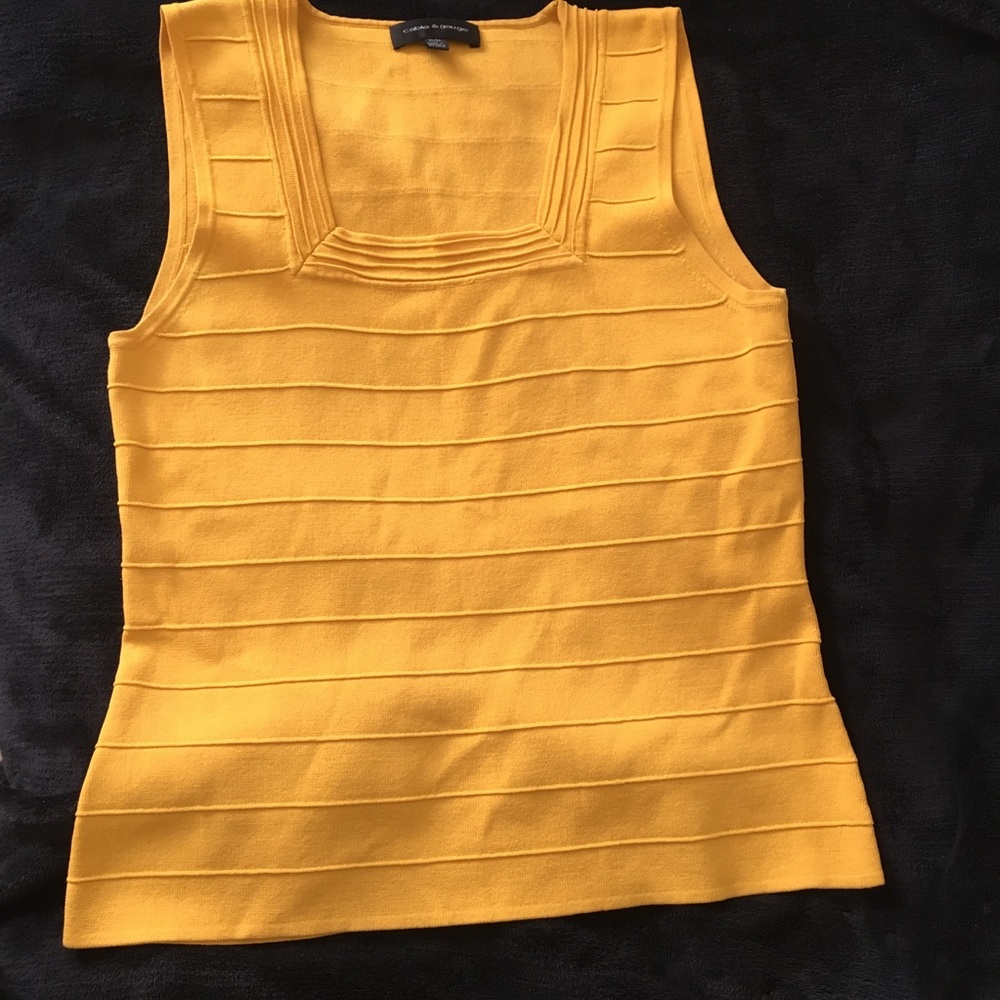 🌼 CABLE & GAUGE: Size M Tank Top